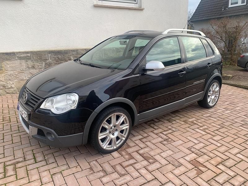 Schwarz Gebraucht 2009 VW Polo Cross Kleinwagen | 2.850 € (Fairer Preis) - Bild 1/4