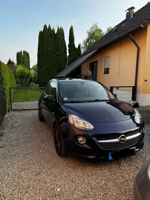 Blau Gebraucht 2019 Opel Adam Edition Kleinwagen | 8.999 € (Guter Preis) - Bild 1/4