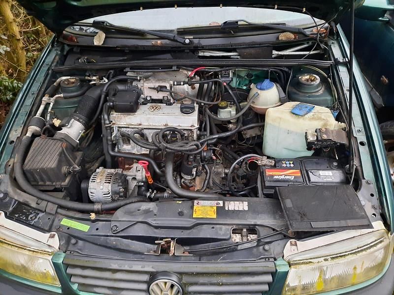Second-hand VW Passat 115 CP (84 kW) 1996 Verde Break