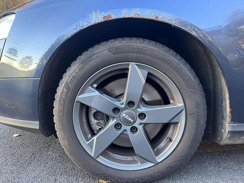 Gebraucht VW Passat Sportline 150 PS (110 kW) 2007 Kombi