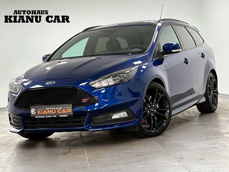 Blau Gebraucht 2015 Ford Focus ST Kombi | 11.750 € (Fairer Preis) - Bild 1/4