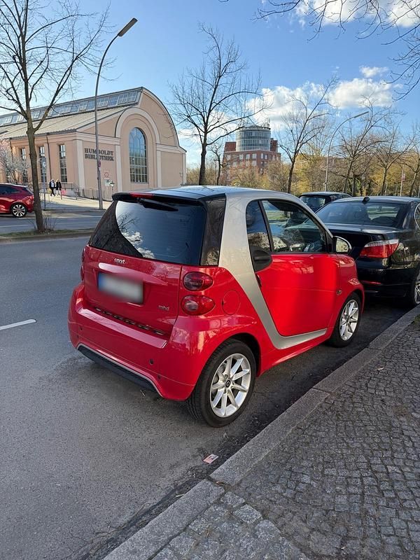Gebraucht Smart ForTwo Coupé 71 PS (52 kW) 2014 Rot Coupé