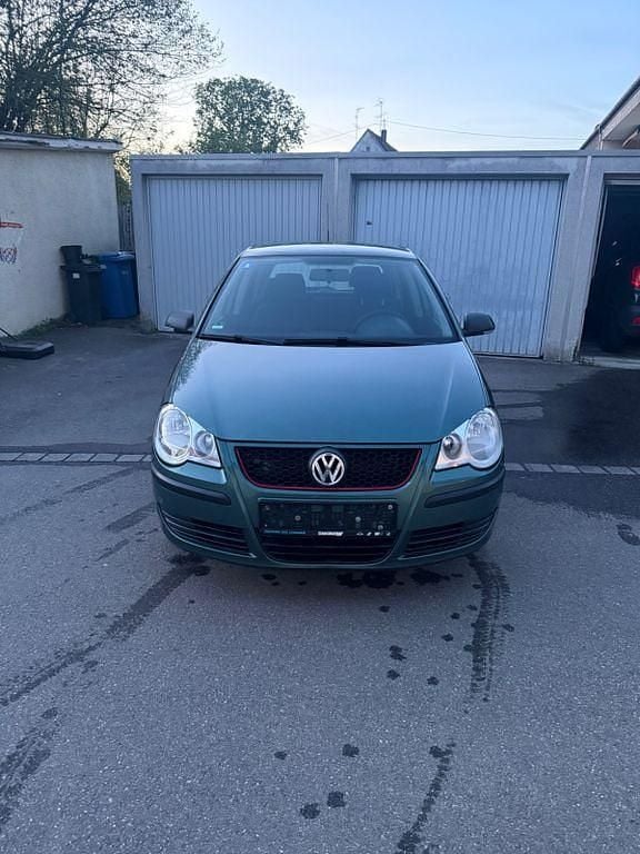 Usado VW Polo 64 HP (47 kW) 2006 Verde Citadino