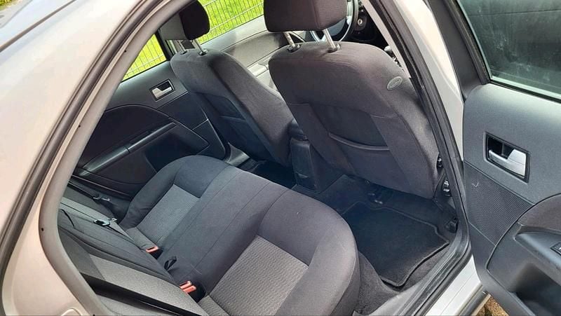 Usata Ford Mondeo 2002 Argento Coupé