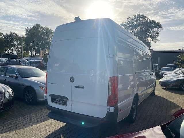 Gebraucht Mercedes Sprinter 163 PS (119 kW) 2020 Artikweiss (metallic) Van