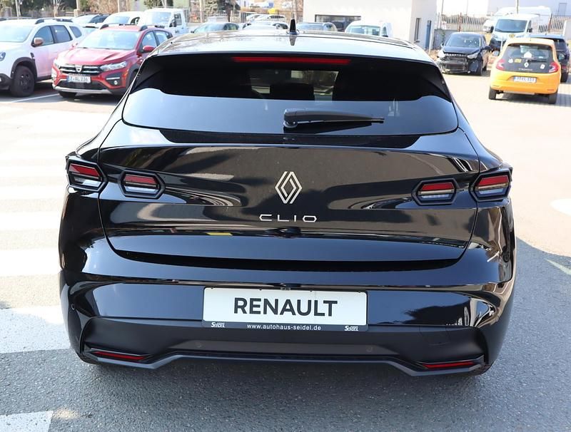 Neu Renault Clio V Techno 114 PS (83 kW) 2026 Schwarz Limousine