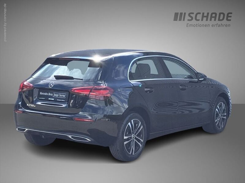 Gebraucht Mercedes A250 Advanced 163 PS (119 kW) 2024 Othercolor Kleinwagen