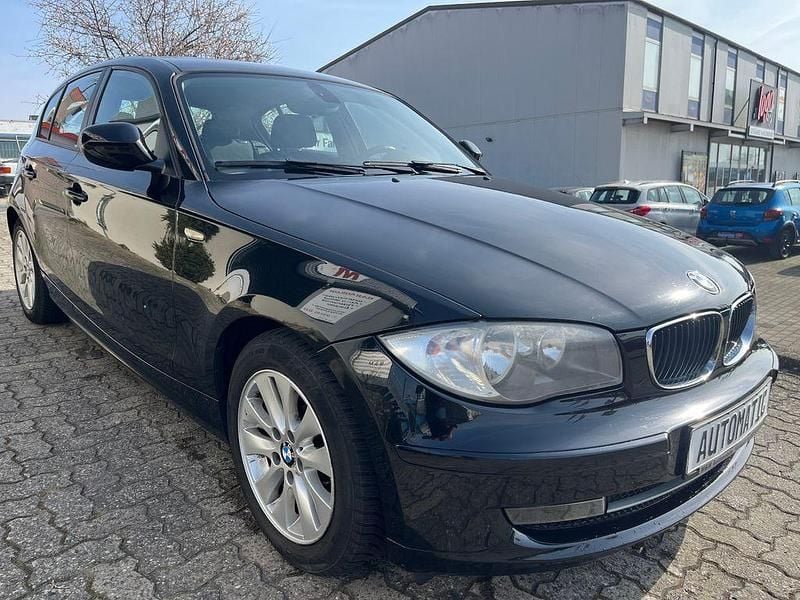 Gebraucht BMW 118 Advantage 143 PS (105 kW) 2010 Schwarz Kleinwagen