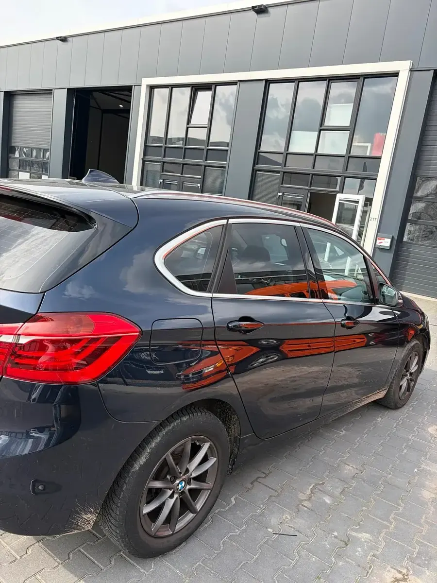 Gebraucht BMW 218 Executive 150 PS (110 kW) 2014 Blau Kombi