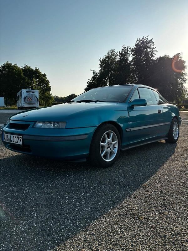 Blau Gebraucht 1994 Opel Calibra Coupé | 2.450 € - Bild 1/4