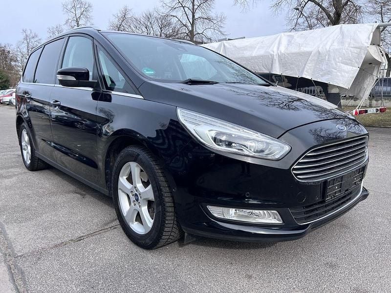Gebraucht Ford Galaxy 160 PS (117 kW) 2017 Schwarz Van / Kleinbus