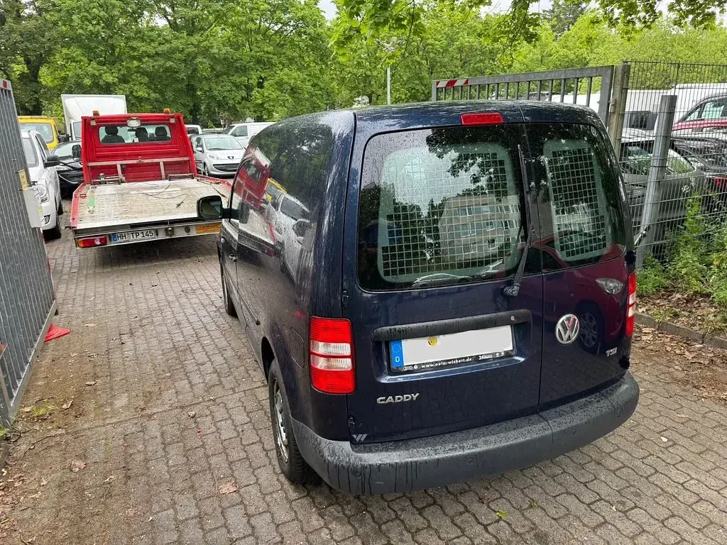 Gebraucht VW Caddy 86 PS (63 kW) 2014 Blau Van / Kleinbus