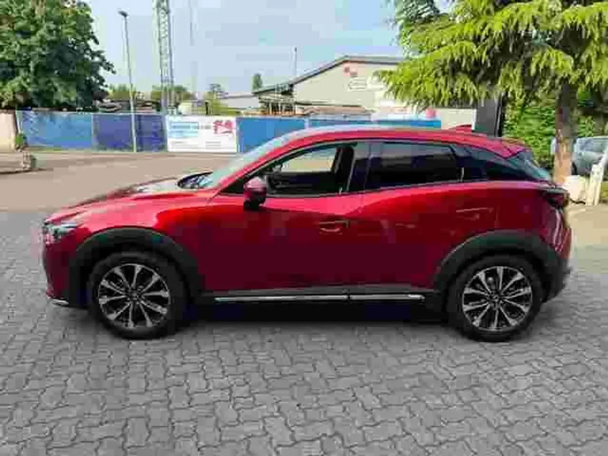 Gebraucht Mazda CX-3 Selection 121 PS (88 kW) 2021 Magmarot metallic (metallic) SUV