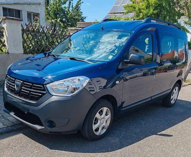 Blau Gebraucht 2020 Dacia Dokker Van | 12.250 € (Fairer Preis) - Bild 1/4