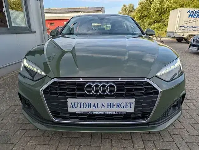 Gebraucht Audi A5 Sportback Comfort 204 PS (150 kW) 2021 Grün Kleinwagen
