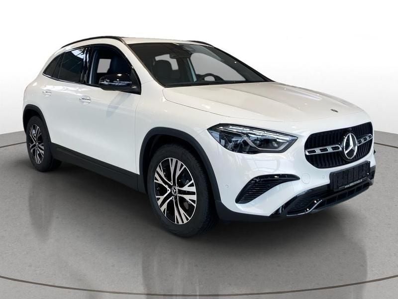 Gebraucht Mercedes GLA200 Progressive 150 PS (110 kW) 2025 Weiß SUV
