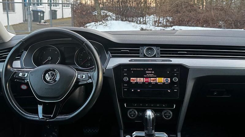 Gebraucht VW Passat 190 PS (139 kW) 2019 Schwarz Limousine