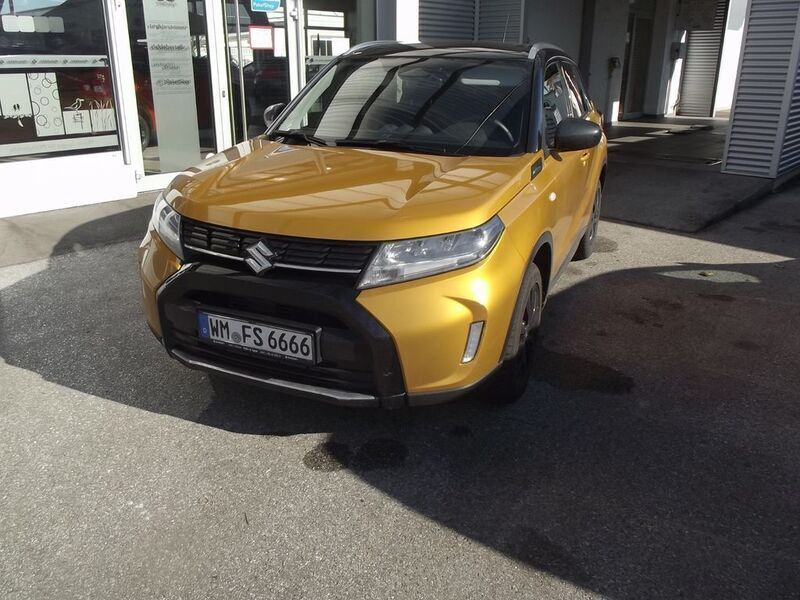 Gelb Gebraucht 2024 Suzuki Vitara Comfort SUV | 24.020 € (Etwas zu teuer) - Bild 1/4