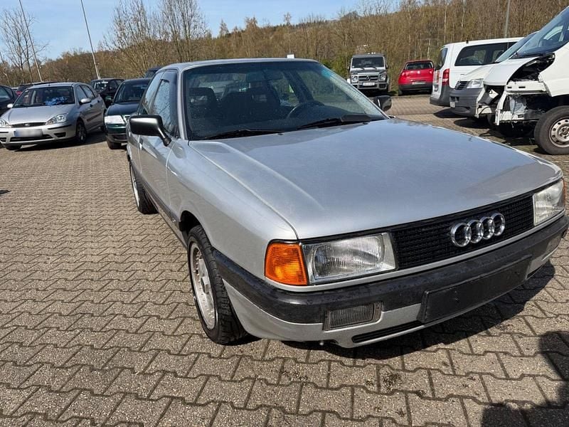 Gebraucht Audi 80 Design 90 PS (66 kW) 1991 Silber Limousine