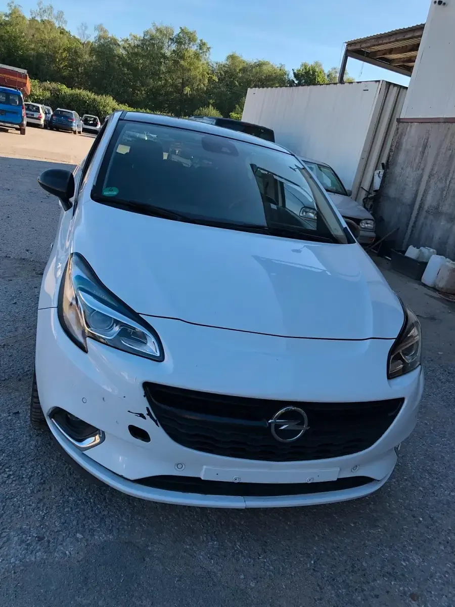 Usado Opel Corsa 90 HP (66 kW) 2018 Branco Citadino