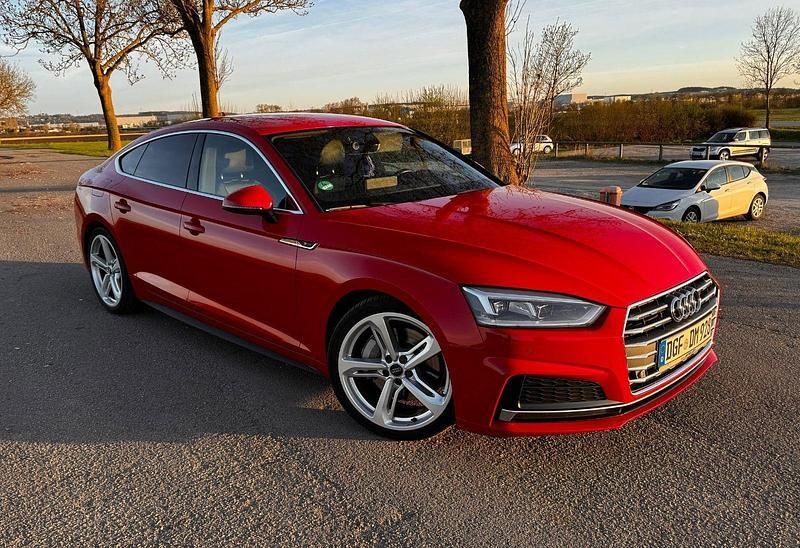 Rot Gebraucht 2017 Audi A5 Sportback S-Line Limousine | 19.900 € (Superpreis) - Bild 1/4