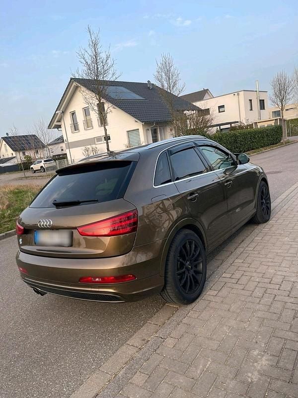 Gebraucht Audi Q3 177 PS (130 kW) 2012 Braun SUV