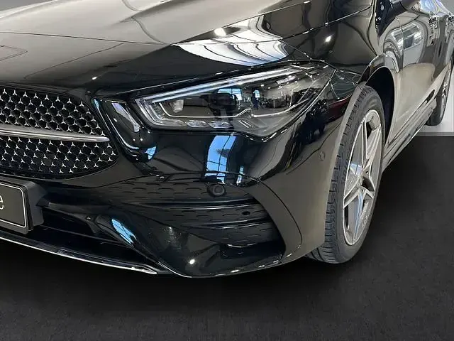 Gebraucht Mercedes CLA250e Advanced 163 PS (119 kW) 2025 Schwarz Coupé