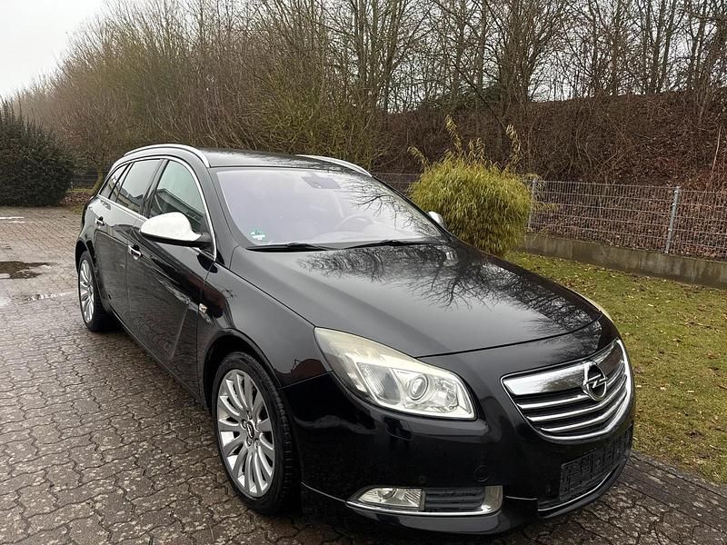 Gebraucht Opel Insignia 260 PS (191 kW) 2009 Schwarz Kombi