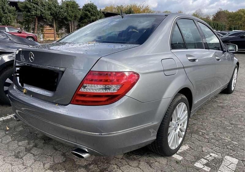 Gebraucht Mercedes C250 306 PS (225 kW) 2013 Palladiumsilber  metalliclack Limousine