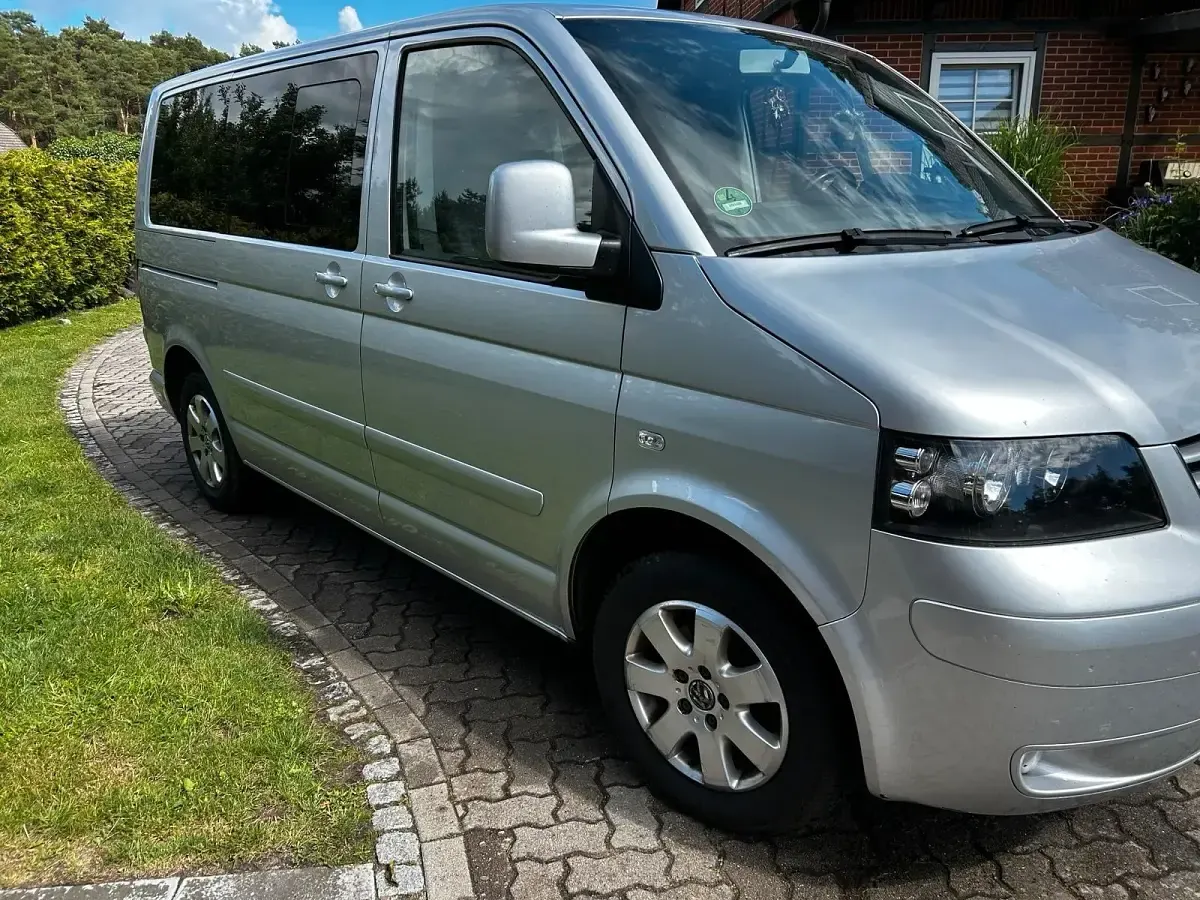 Gebraucht VW Multivan Comfortline 175 PS (128 kW) 2004 Silber Van / Kleinbus