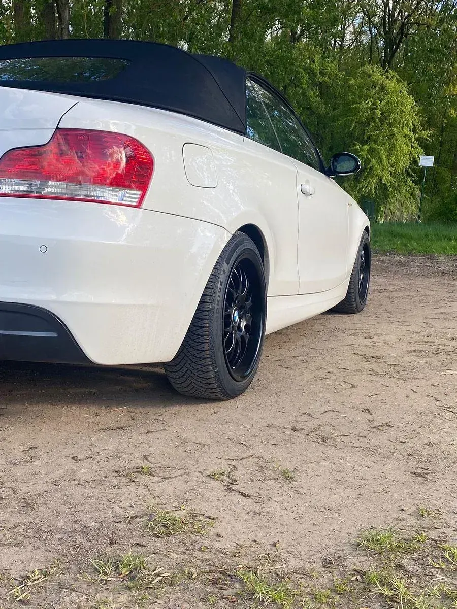 Gebraucht BMW 120 Cabriolet Performance 177 PS (130 kW) 2009 Weiß Cabrio