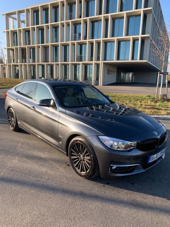 Grau Gebraucht 2014 BMW 330 Gran Turismo Comfort Edition Limousine | 17.000 € (Guter Preis) - Bild 1/4