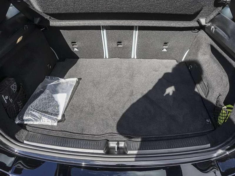 Gebraucht Mercedes B220 Progressive 204 PS (150 kW) 2024 Schwarz Van / Kleinbus