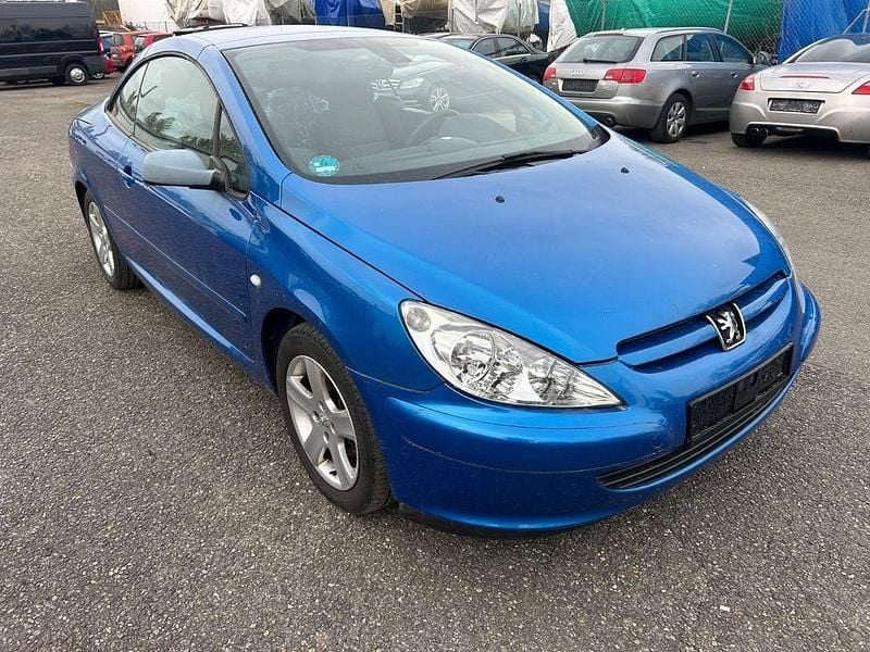 Gebraucht Peugeot 307 CC 136 PS (100 kW) 2004 Blau Cabrio
