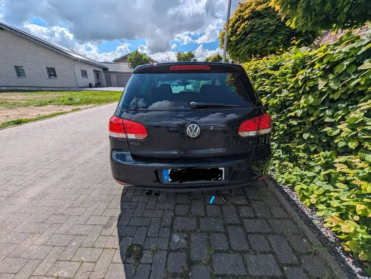 Gebraucht VW Golf VI Style 122 PS (89 kW) 2011 Blau Kleinwagen