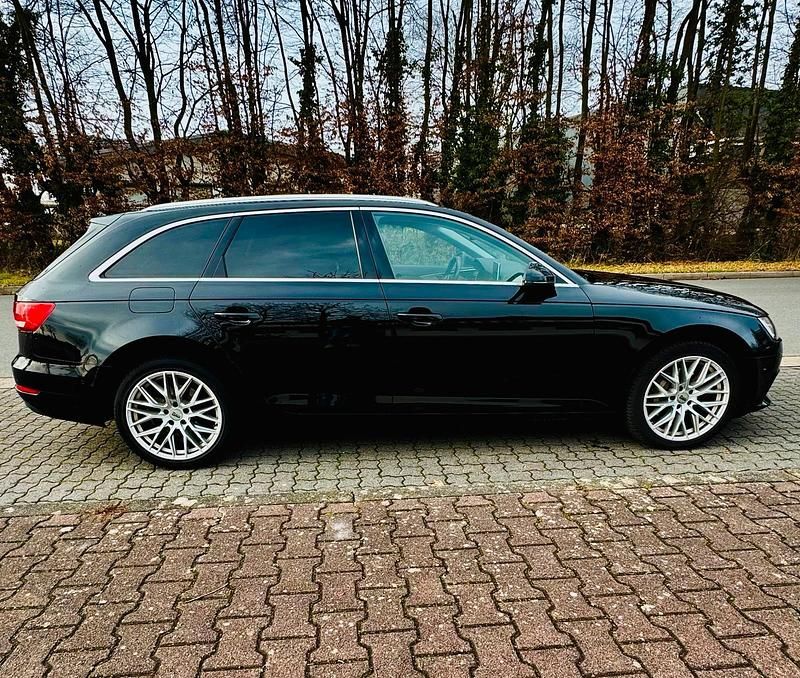 Gebraucht Audi A4 190 PS (139 kW) 2017 Schwarz Kombi