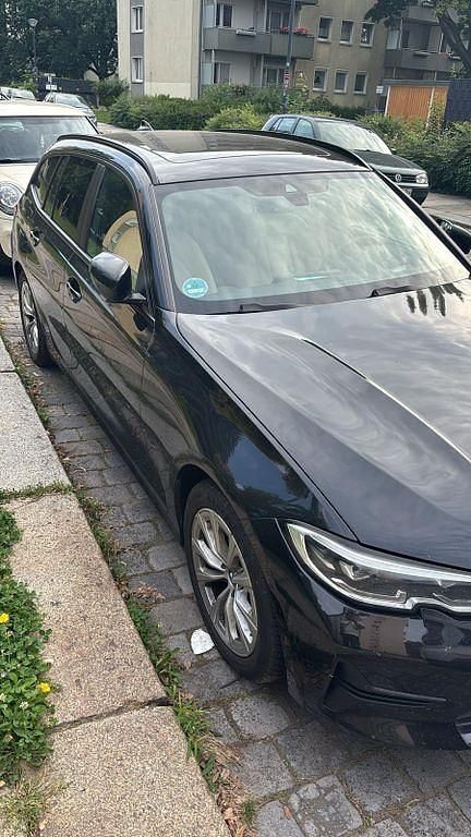 Gebraucht BMW 320 Advantage 190 PS (139 kW) 2020 Schwarz Kombi
