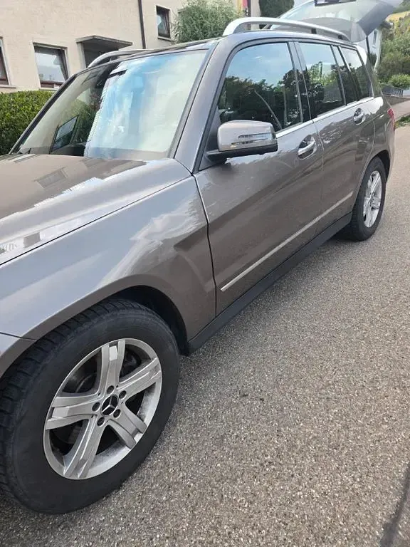 Gebraucht Mercedes GLK250 204 PS (150 kW) 2013 Silber SUV