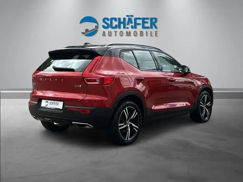 Gebraucht Volvo XC40 R-Design 190 PS (139 kW) 2019 Fusion red metallic SUV