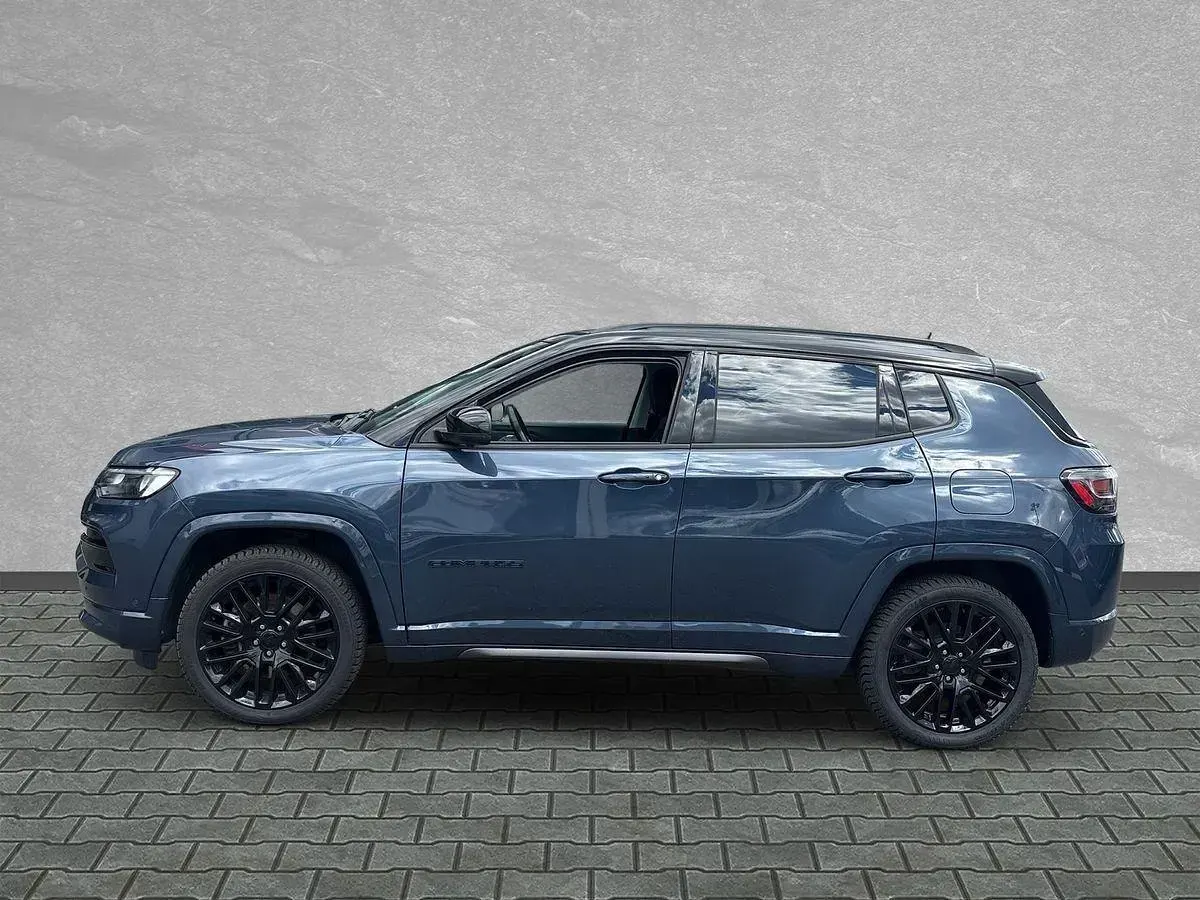 Gebraucht Jeep Compass Limited 241 PS (177 kW) 2023 Alpine white SUV