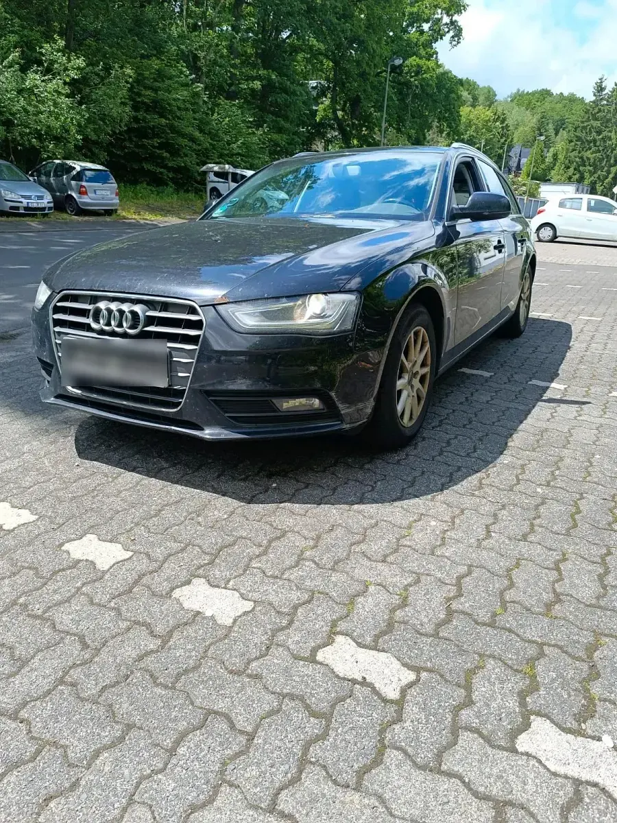 Gebraucht Audi A4 177 PS (130 kW) 2012 Schwarz Kombi