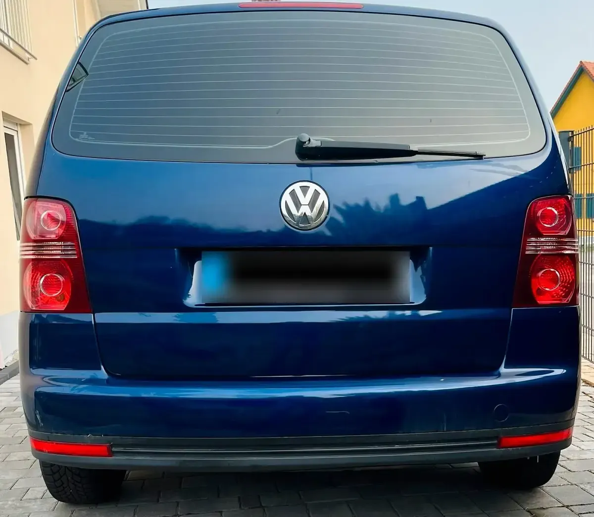 Gebraucht VW Touran 140 PS (102 kW) 2009 Blau Van / Kleinbus