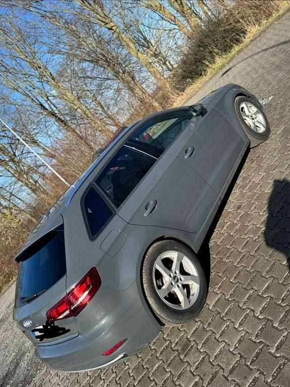 Gebraucht Audi A3 Sport 150 PS (110 kW) 2018 Grau Limousine