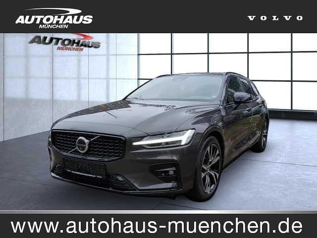 Gebraucht Volvo V60 145 PS (106 kW) 2024 Kombi