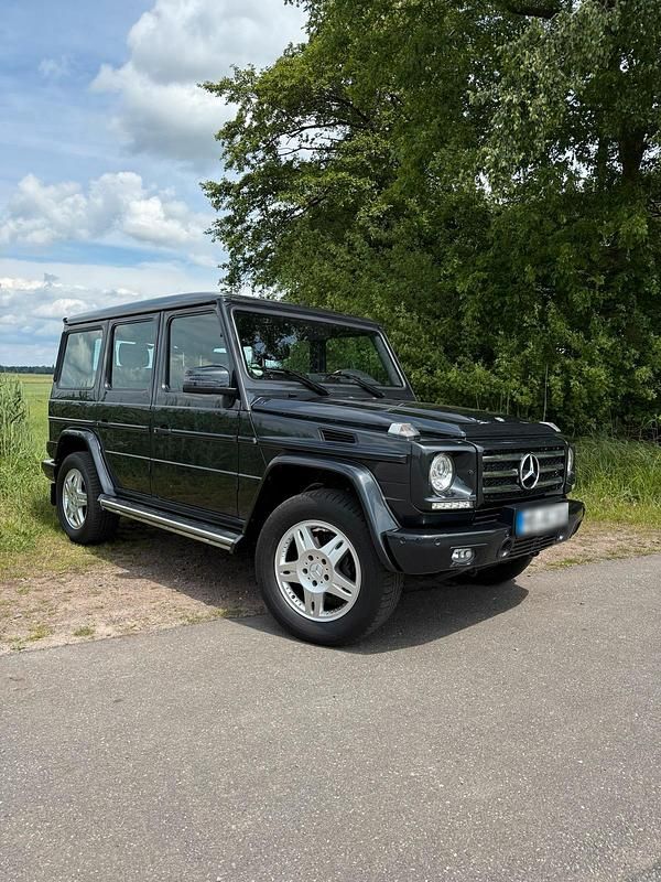Gebraucht Mercedes G350 211 PS (155 kW) 2012 Schwarz SUV