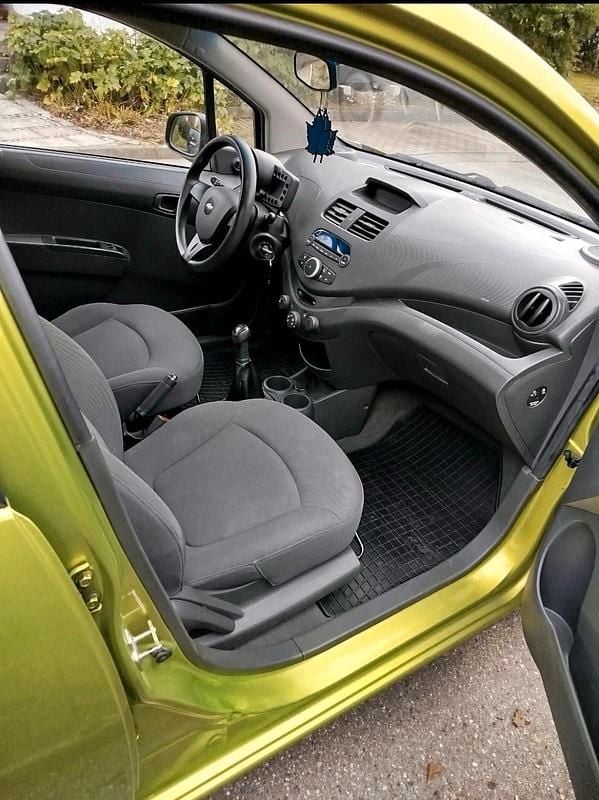Gebraucht Chevrolet Spark 68 PS (50 kW) 2010 Grün Kleinwagen
