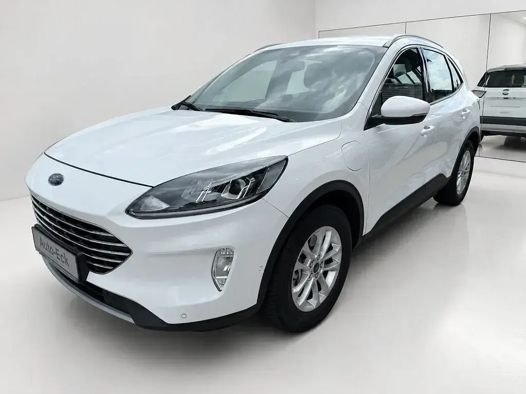 Gebraucht Ford Kuga Titanium 224 PS (164 kW) 2021 Weiß SUV