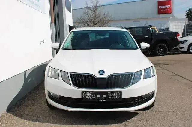 Gebraucht Skoda Octavia Soleil 150 PS (110 kW) 2019 Andere Limousine