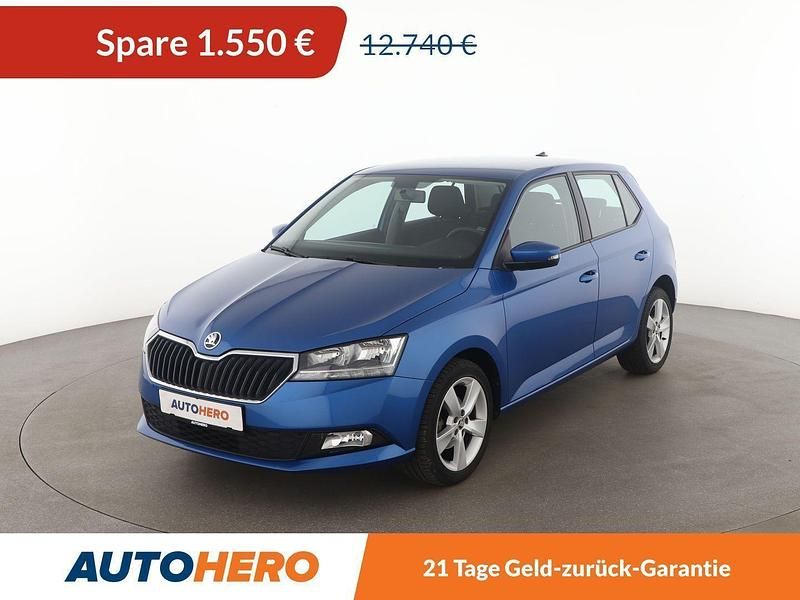 Blau Gebraucht 2019 Skoda Fabia Cool Plus Kleinwagen | 11.190 € (Fairer Preis) - Bild 1/3