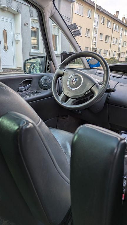 Gebraucht Renault Espace 173 PS (127 kW) 2011 Braun Van / Kleinbus